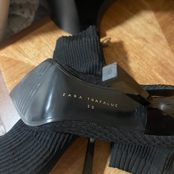 Zara Trafaluc"Black Stretchy Sock Mesh Pointed Toe Ankle Boot Stiletto Heels - Picture 8 of 15